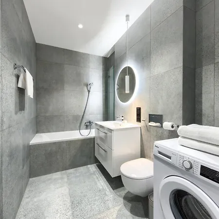 Towarowa Towers * Varsovia