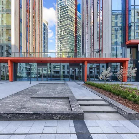 Towarowa Towers Apartamento