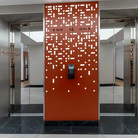 Towarowa Towers Lägenhet *